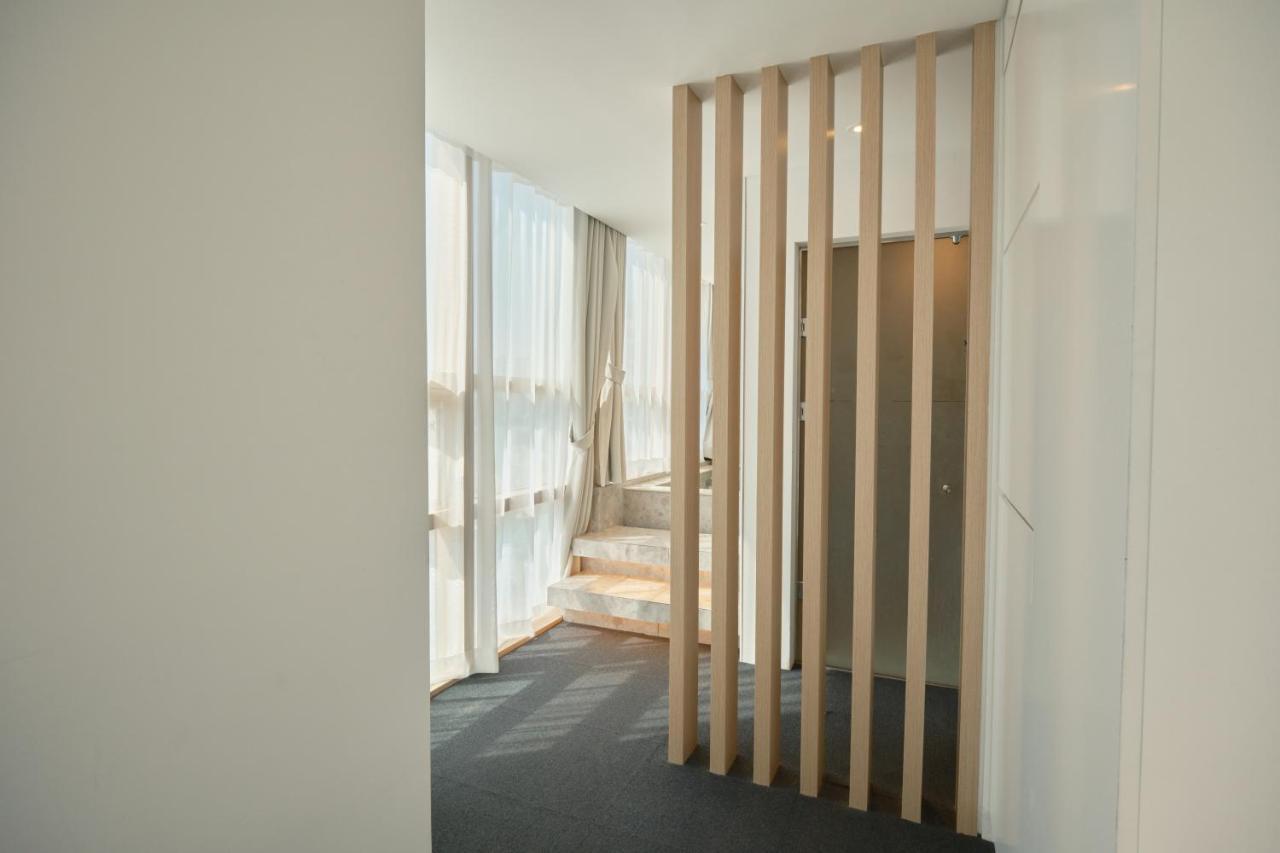 Uh Suite The Haeundae Busan Exterior photo