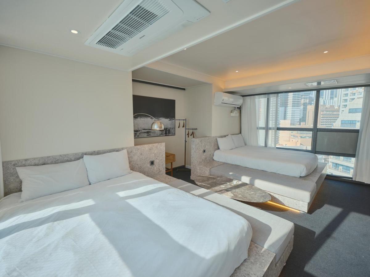 Uh Suite The Haeundae Busan Exterior photo