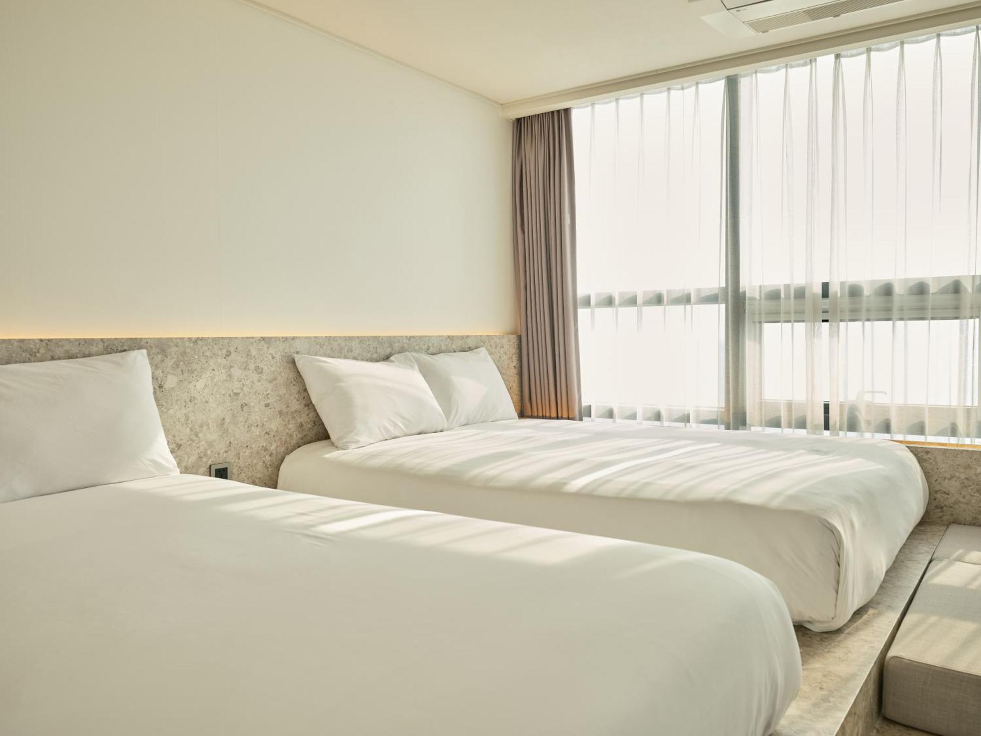 Uh Suite The Haeundae Busan Exterior photo
