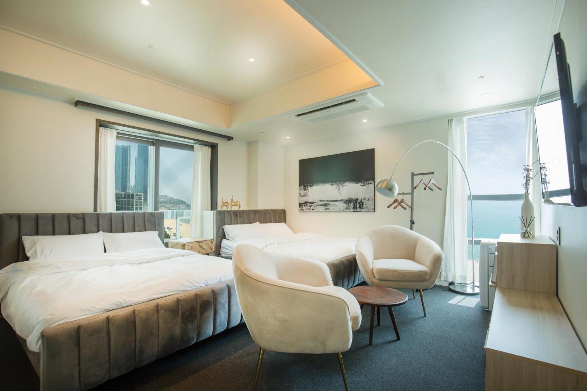 Uh Suite The Haeundae Busan Exterior photo