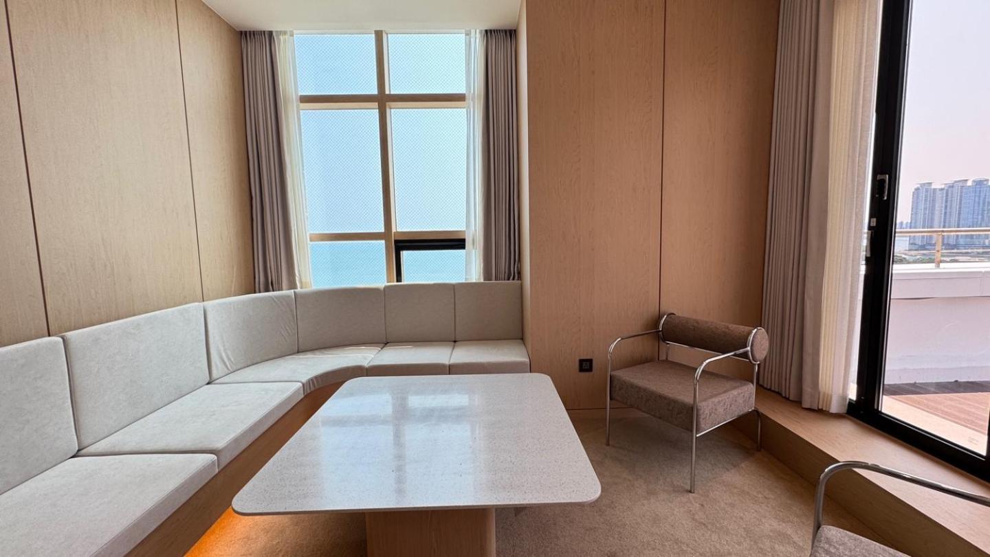Uh Suite The Haeundae Busan Exterior photo